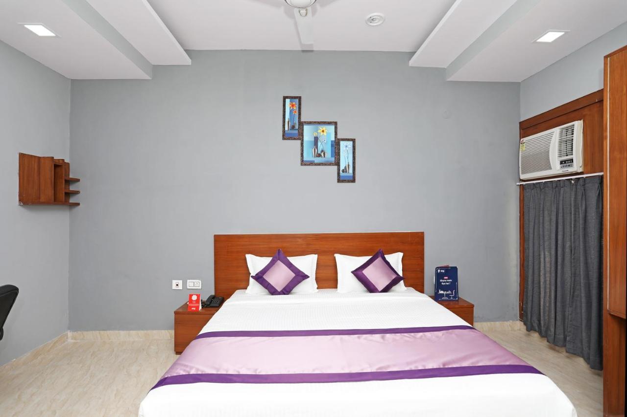 Capital O Aashiyana Paradise Near Omaxe Gurgaon Mall Hotel Exterior photo